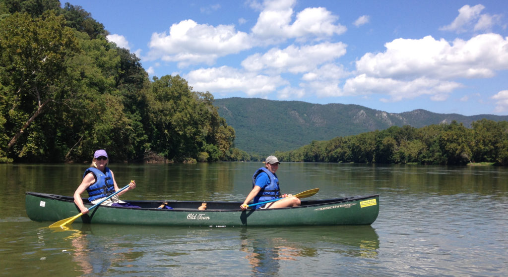 18greencmtCabin Canoe, Kayak, Tubing, Camp the Shenandoah River in