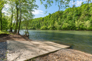 private boat landing on the Shenandoah River