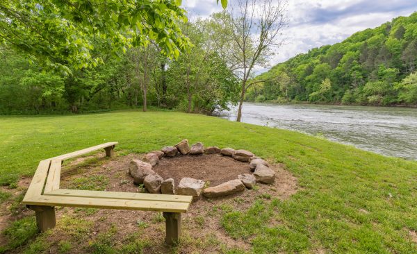 River front at Hook, Line and Sinker cabins